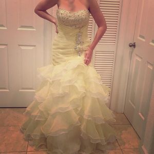 Gala dress Evening gown